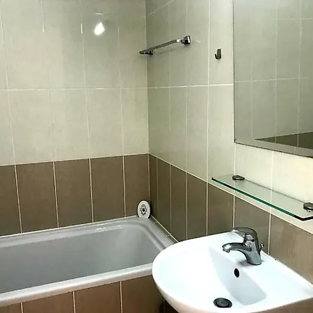 Elysia Park Cozy 2 Bedroom Apartment Paphos