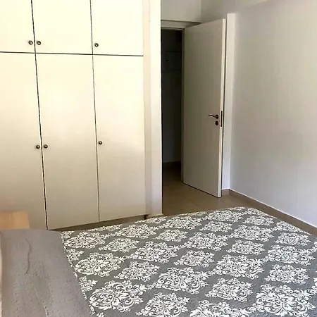 Elysia Park Cozy 2 Bedroom Apartment Paphos